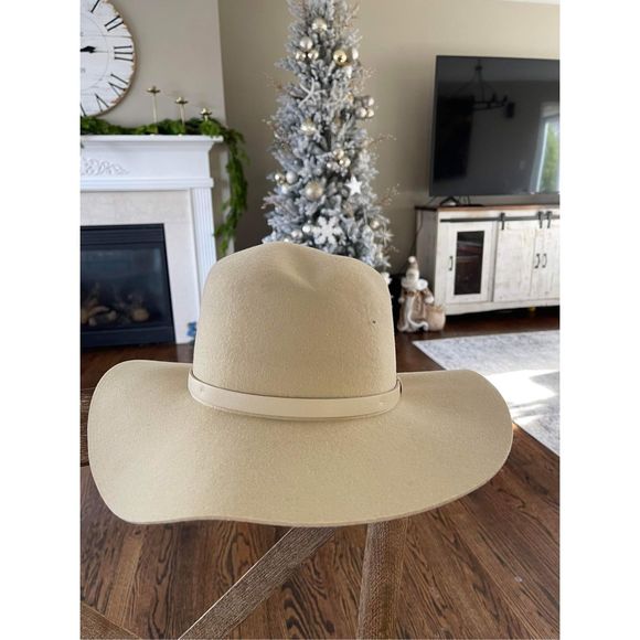 Urban Outfitters Brighton Felt Boater Hat One Size